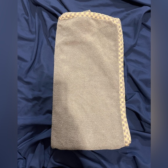 EUC Norwex Baby Hooded Towel - Picture 4 of 4